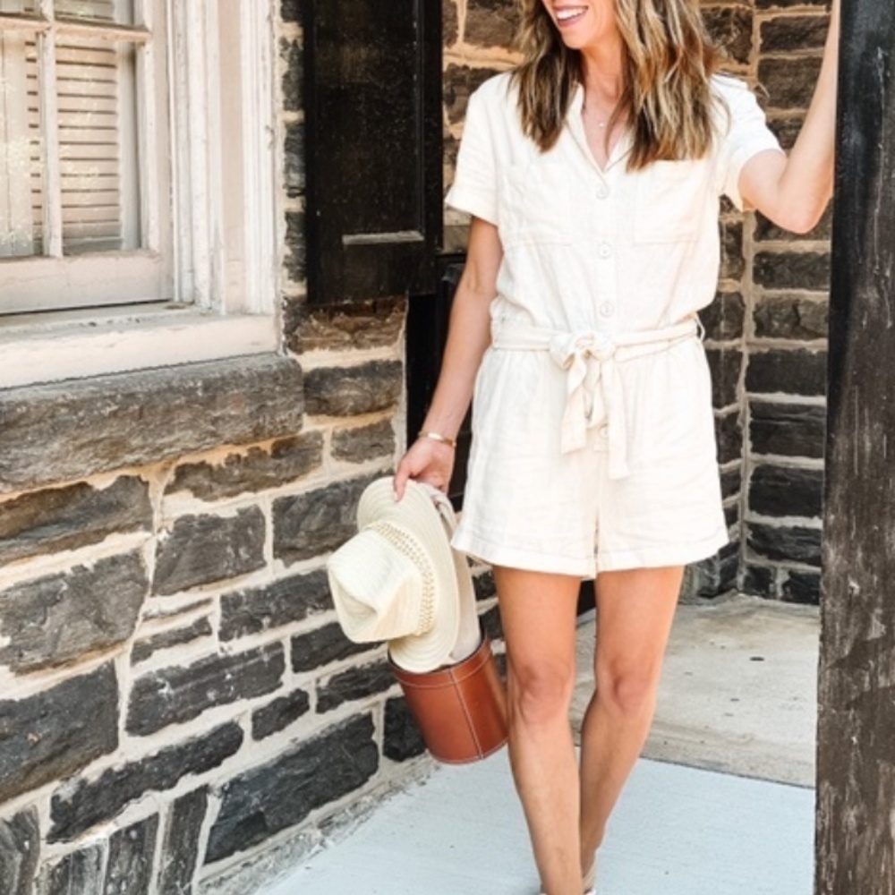 Velvet Heart Rosalie Linen-Blend Romper